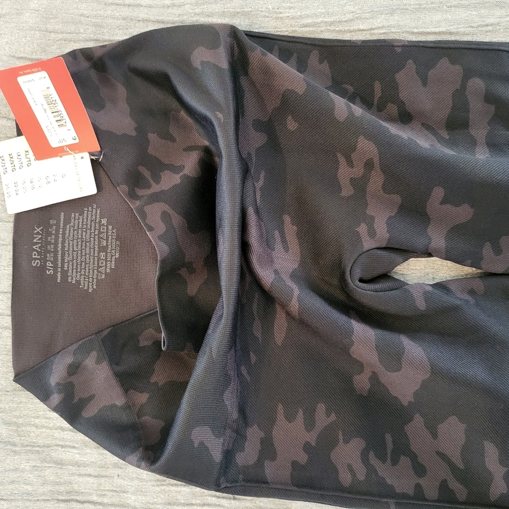 Spanx Seamless Camo Leggings